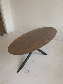 Table à manger ovale en chêne | Bois massif | S10Home