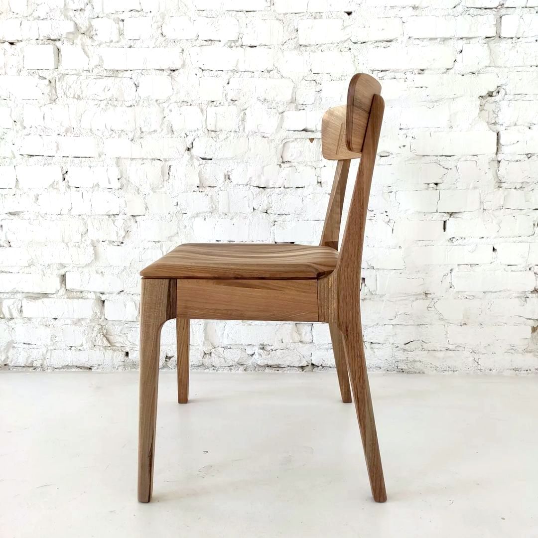 Chaise de salle à manger en noyer Cecilia | S10Home